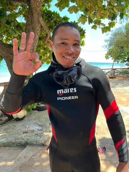 Amour – Assistant manager, Instructor, DiveTime Zanzibar